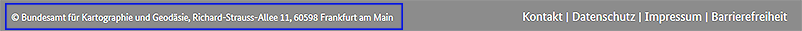 Screenshot des Footers mit blauem Rahmen umd Copyright + BKG-Adresse