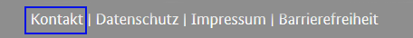 Screenshot des Footers mit blauem Rahmen um Kontakt